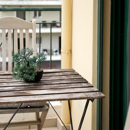 Sunny City Studio Apartment Каламата Екстериор снимка