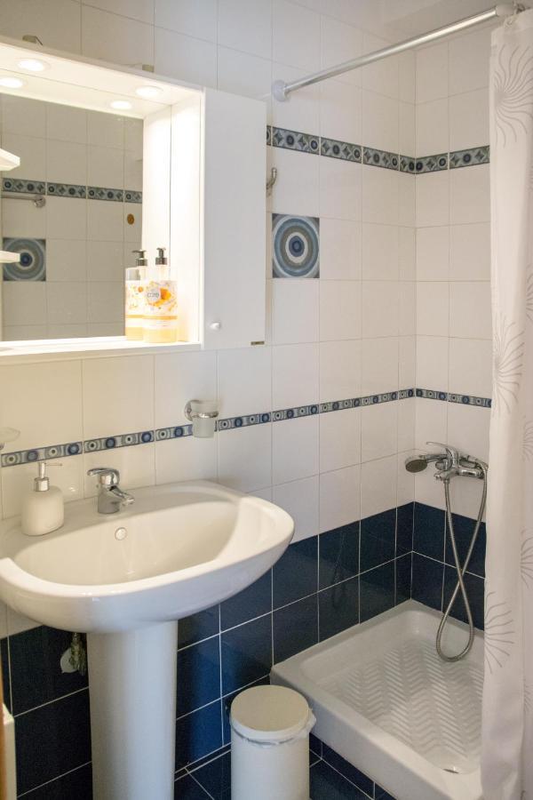 Sunny City Studio Apartment Каламата Екстериор снимка